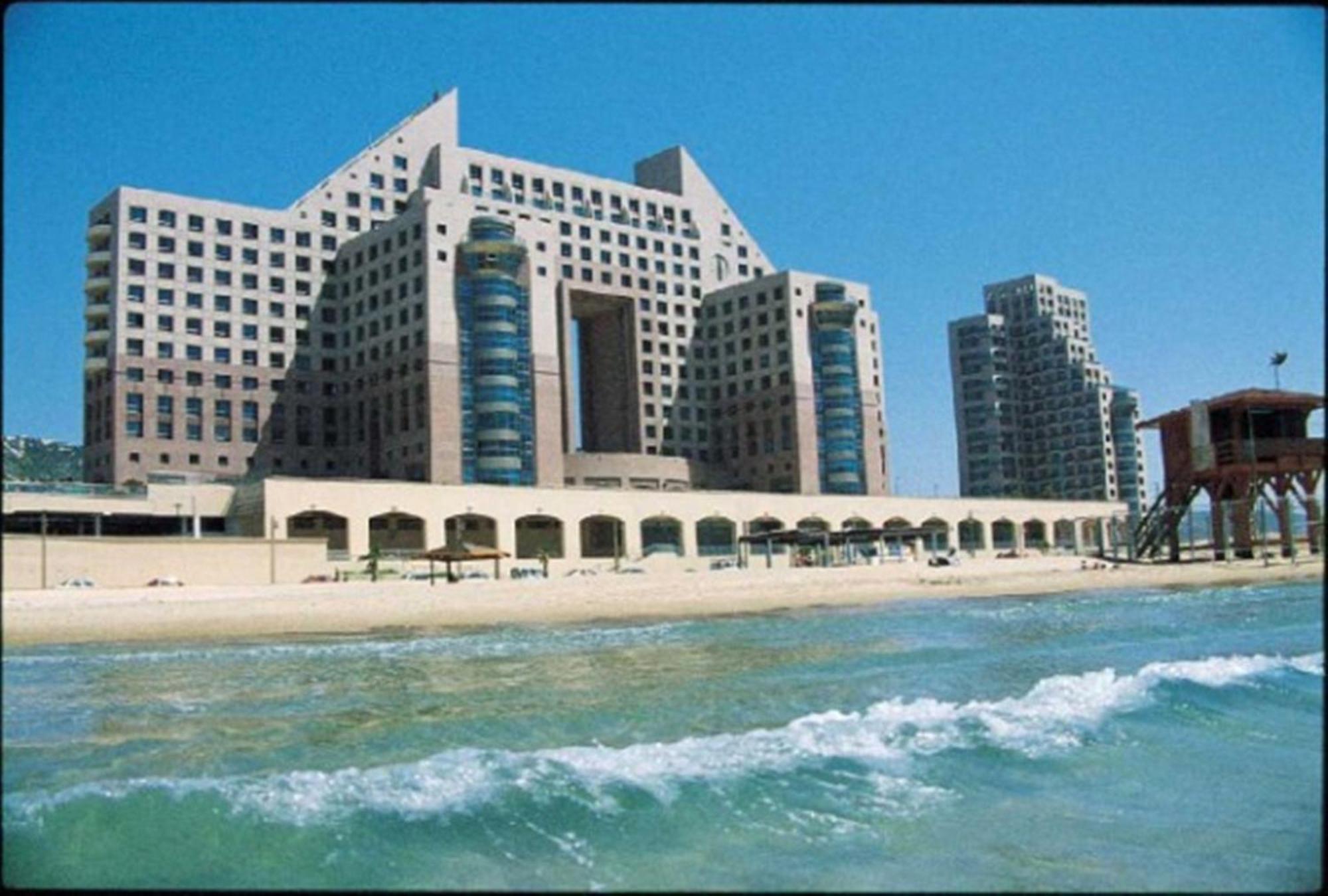 Apartments On The Beach Haifa Exterior foto